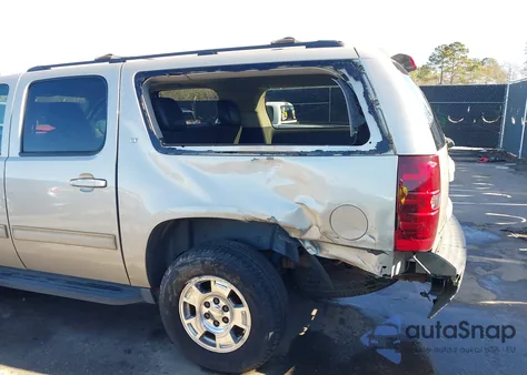 2013 Chevrolet Suburban 1500 Lt z USA, uszkodzony, nr VIN 1GNSKJE77DR335246